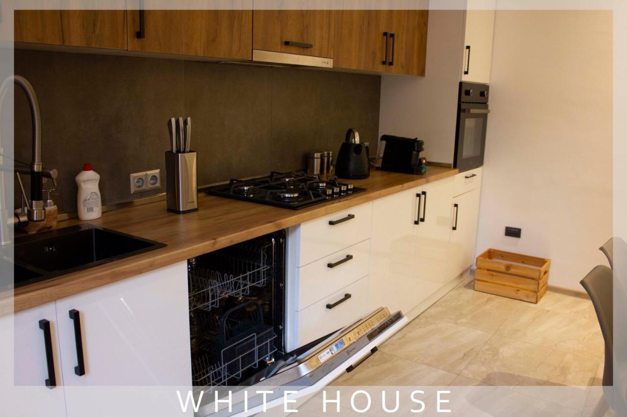 White House Vila Tbilisi Exterior foto