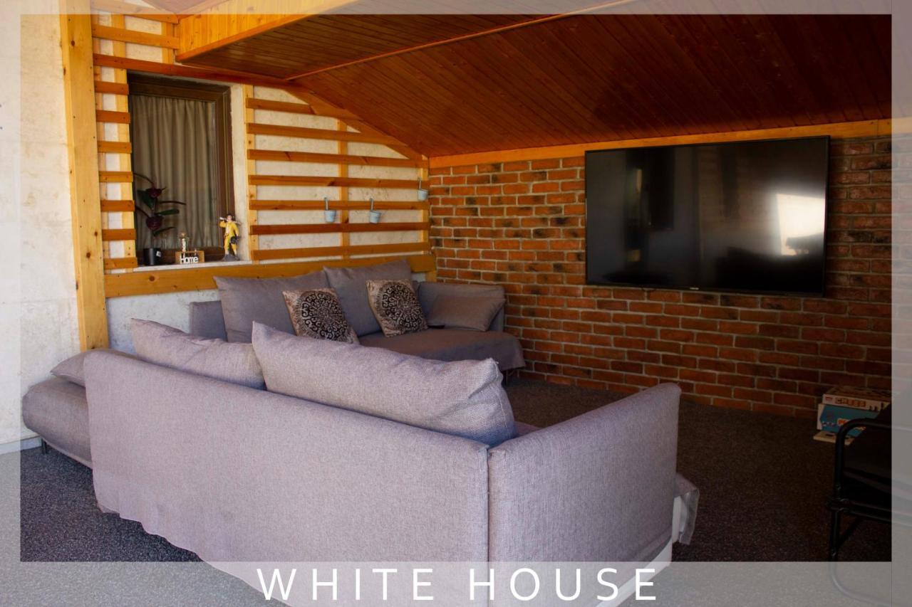 White House Vila Tbilisi Exterior foto