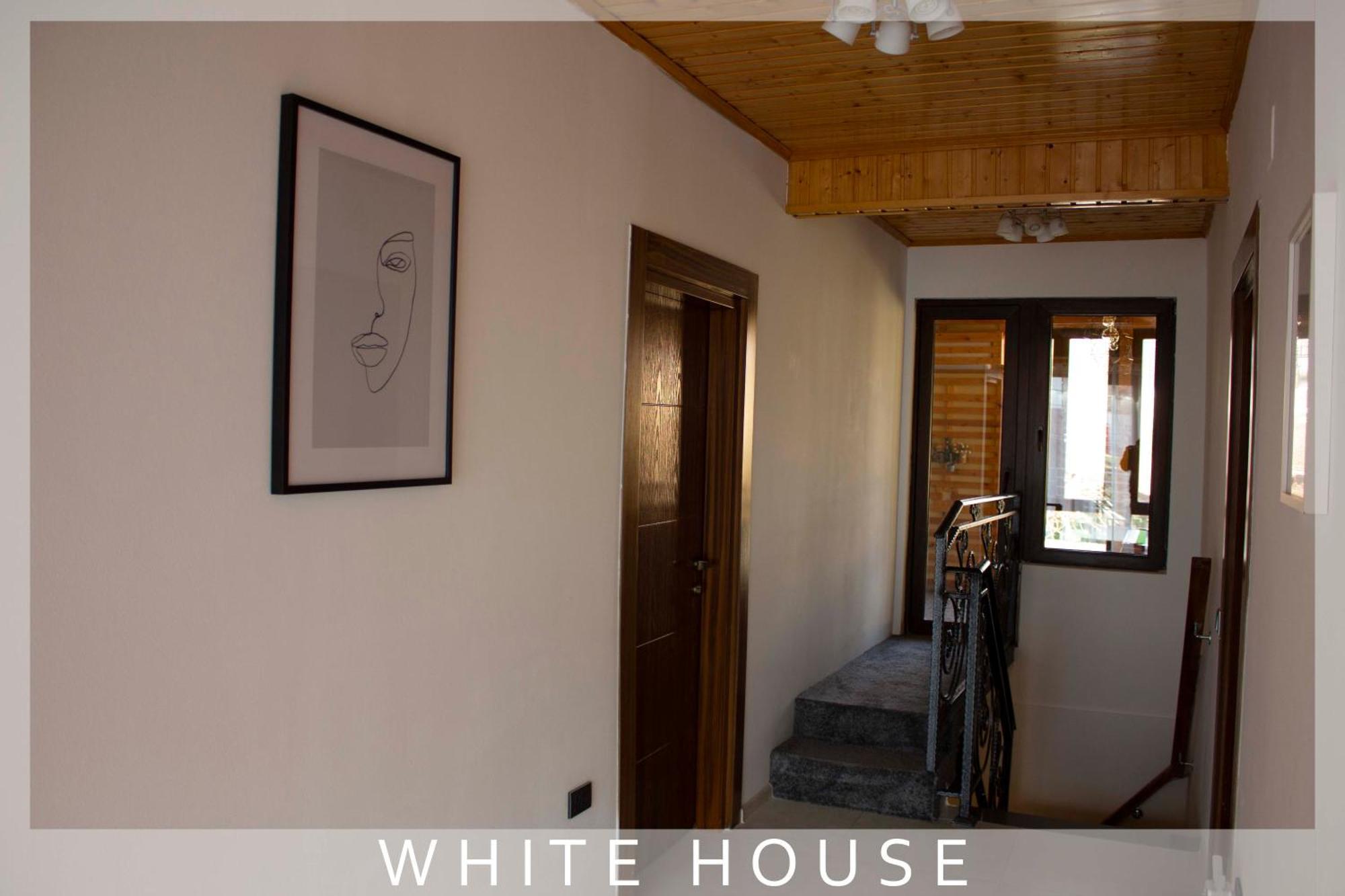 White House Vila Tbilisi Exterior foto
