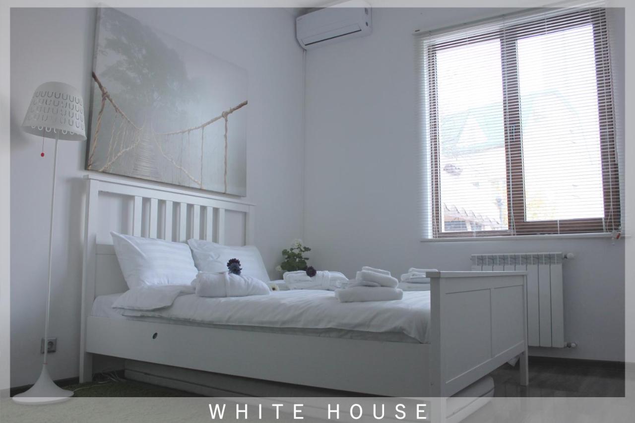 White House Vila Tbilisi Exterior foto