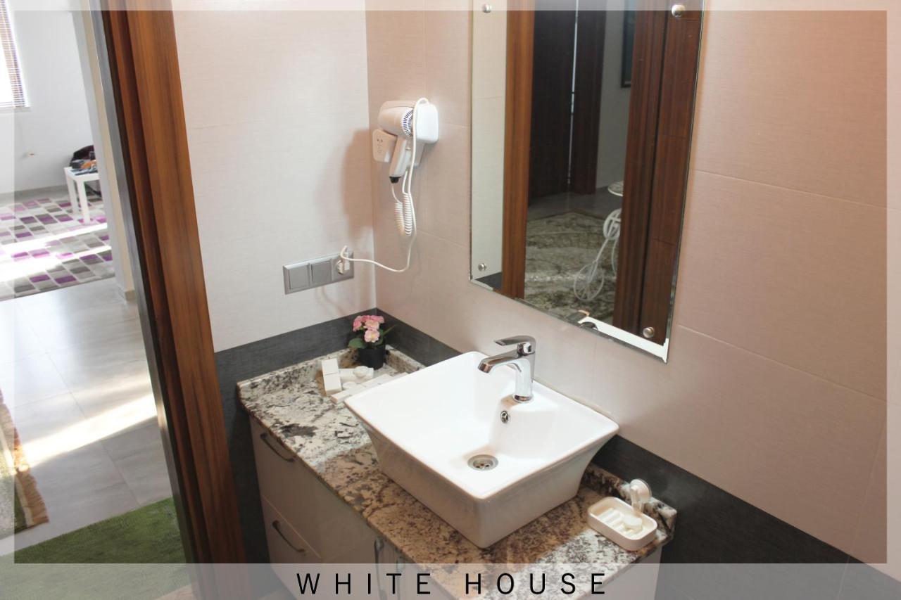 White House Vila Tbilisi Exterior foto